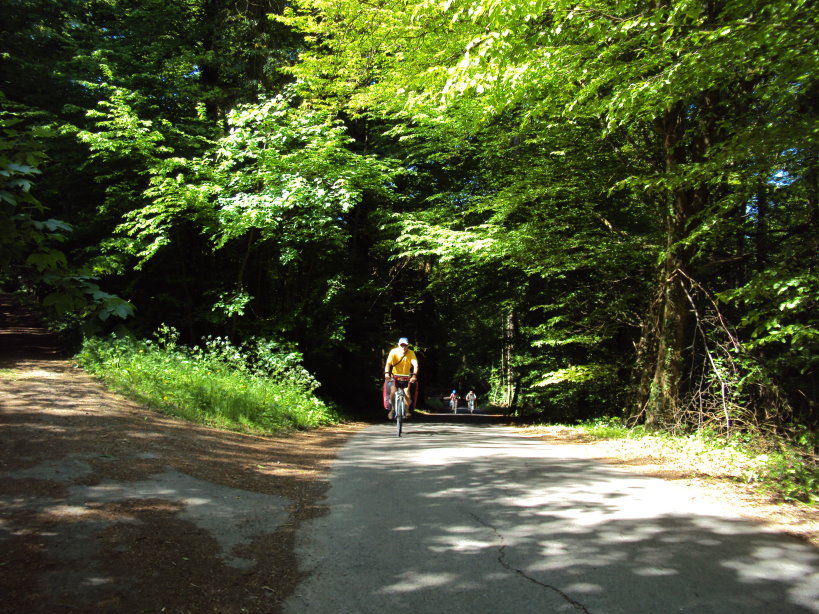 mouzon entre meuse et chier1967.jpg